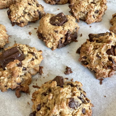 Low Fodmap Peanut Butter Chocolate Chip Cookies...